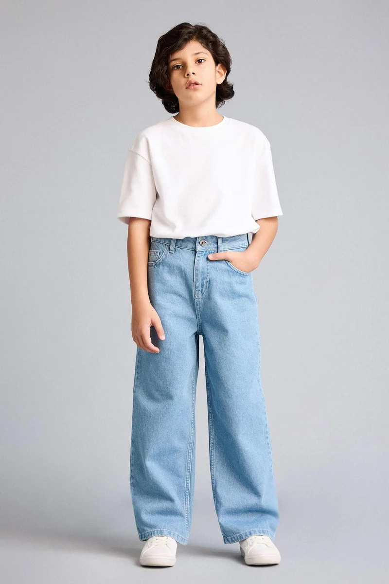 ديفاكتو Boy Jeans