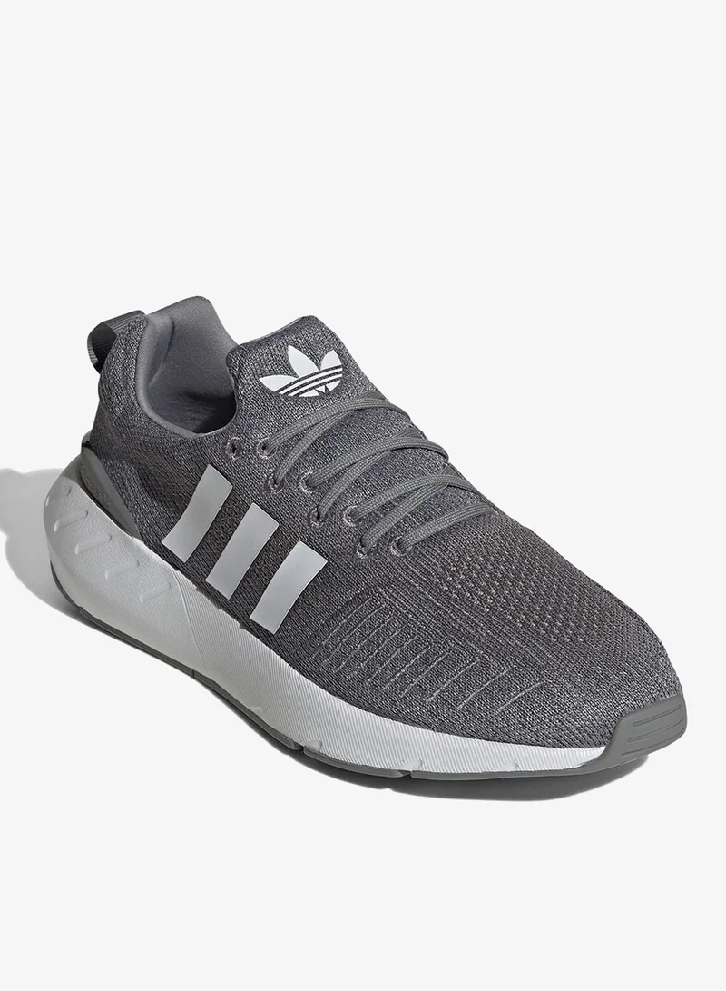 Adidas Swift Run 22