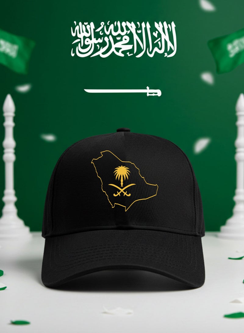 لوحة كاب مصنوع من القطن بتصميم خريطة المملكة لمناسبة اليوم الوطني السعودي وللتعبير عن حب الوطن في كل وقت - Image 1