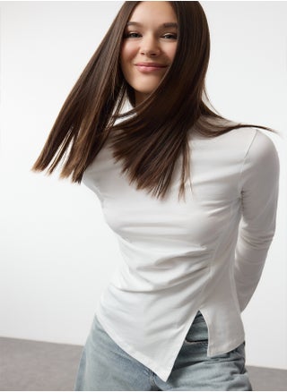 Ecru Single Slit Detailed Gathered Crew Neck Knitted Blouse TWOAW24BZ00388 - pzsku/Z9E4086DF7DD134E02DF2Z/45/_/1739718326/db332bec-943b-4640-8358-d907c8077d4b