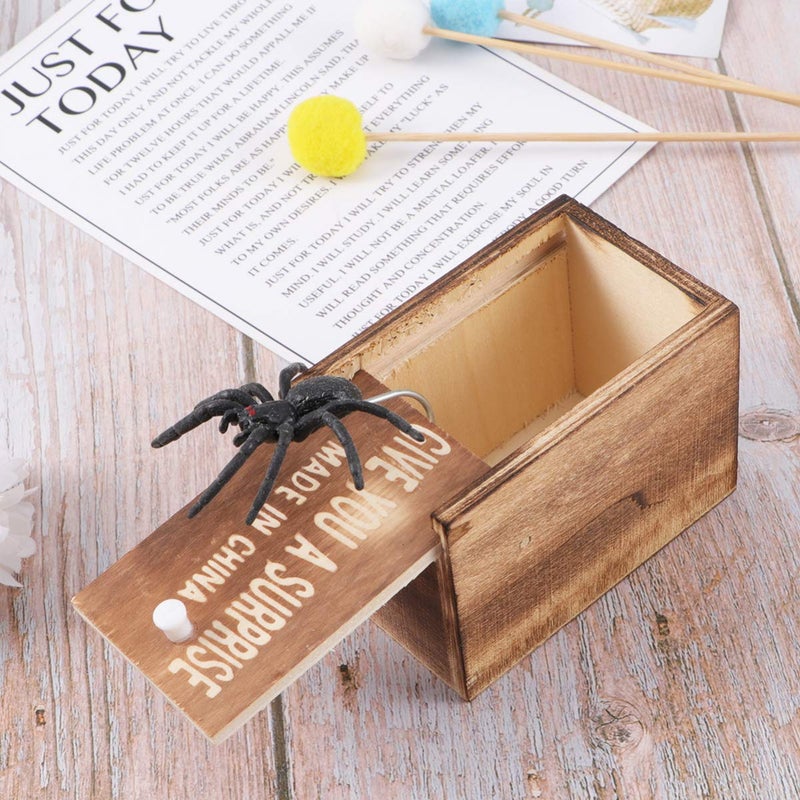 STOBOK Spider Prank Scare Box Wooden Surprise Box Joke Boxes Gag Joke Toys for Gift Party Favors (with Letters 1 Spider in 1 Box) - Image 2