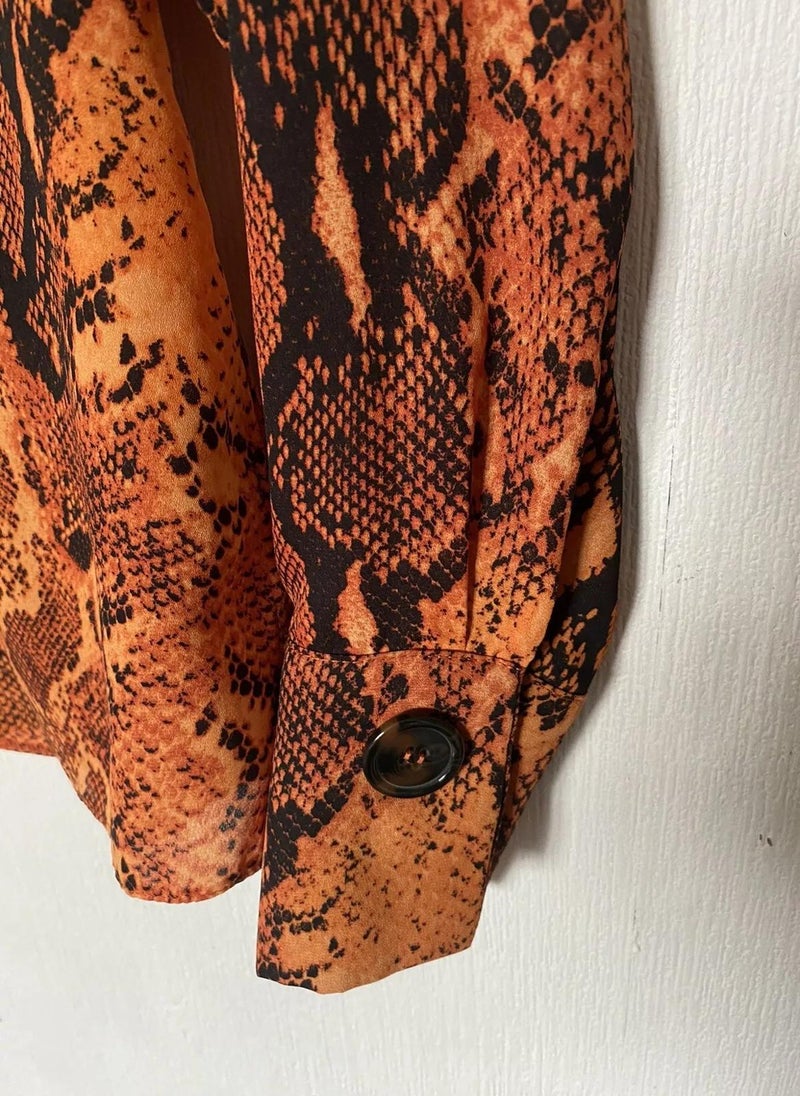 دوروثي بيركنز RUST SNAKE LONG SLEEVE TOP  - Image 4