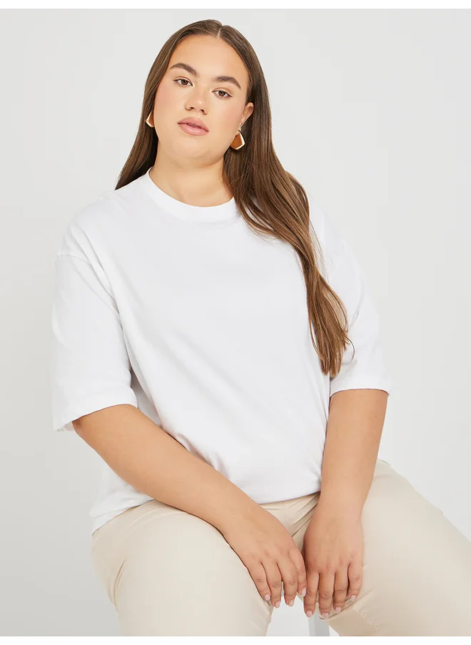 Styli Styli Plus Size Oversized Round Neck T-Shirt