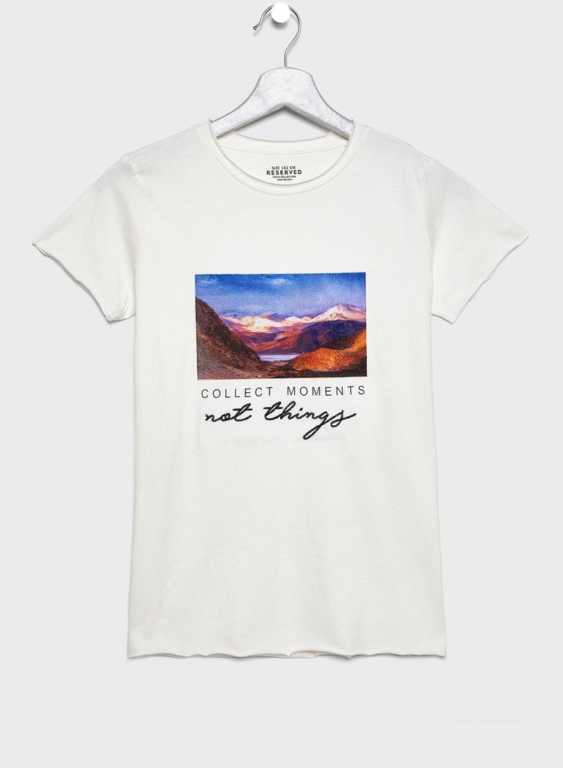 ريزرفد تيشيرت بطبعة جرافيك - Image 1