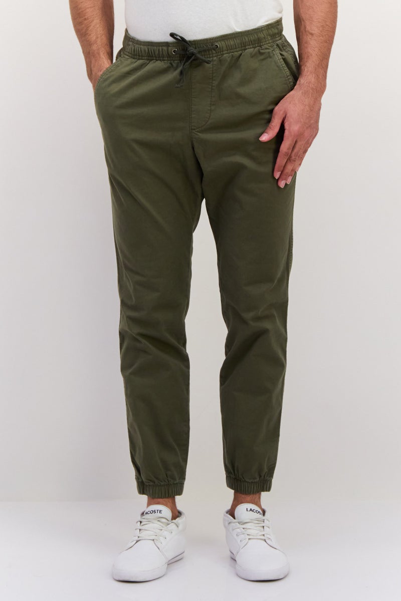 GAP سروال جوجر عادي للرجال، زيتوني - Image 1