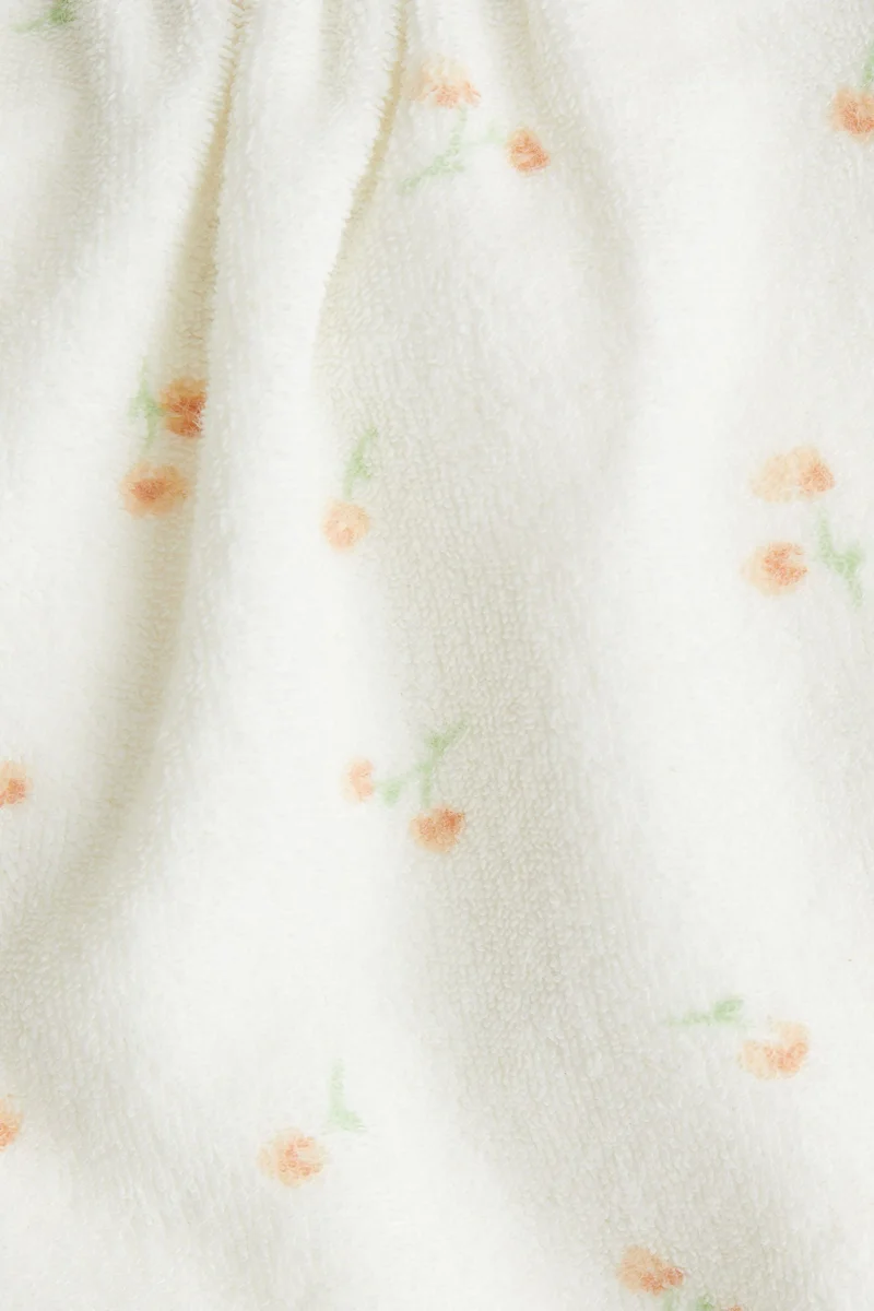 اتش اند ام جمبسوت من التيري مزين بنقشة