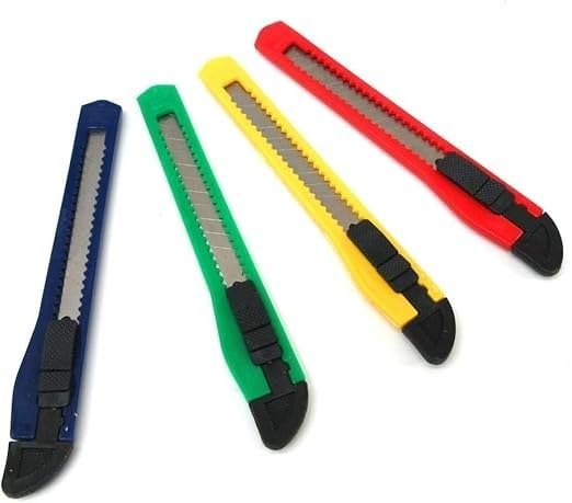 FREEDY 3 Carton Cutter9mm Blade Snap Off Cutter Utility Knives Retractable SnapOff Knifeany 3 random colour will send C