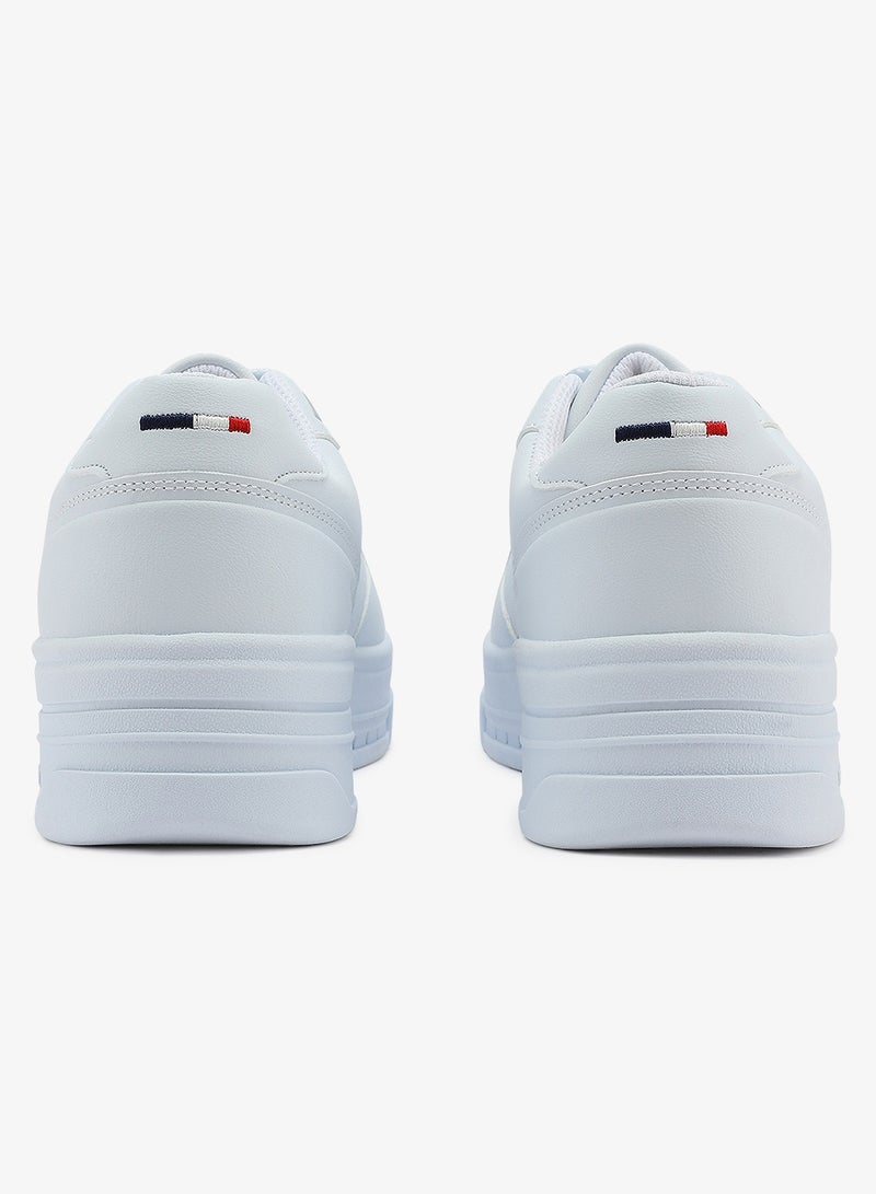 يو اس بولو اسن أحذية رياضية نسائية بيضاء قصيرة مريحة وعصرية - Image 3