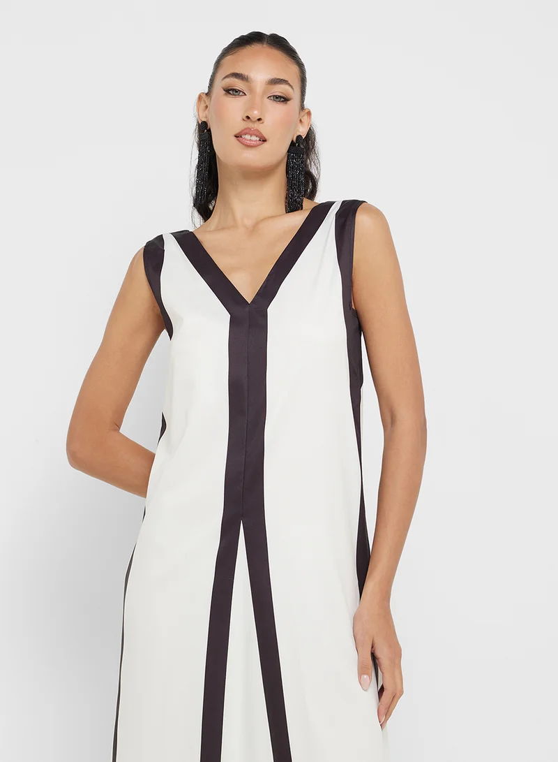Ginger Monochrome Plunge Neck Satin Dress