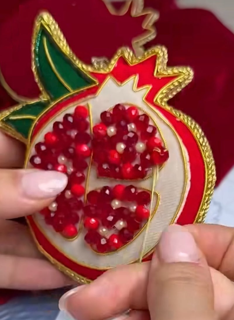 Baci milano Christmas Decoration HANDMADE NAPKIN RING CROWN  - Image 3