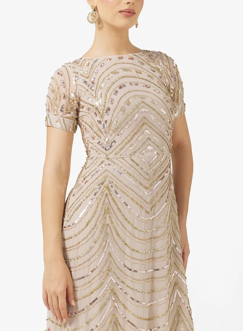 اميليا روز Crew Neck Embellished Maxi Dress