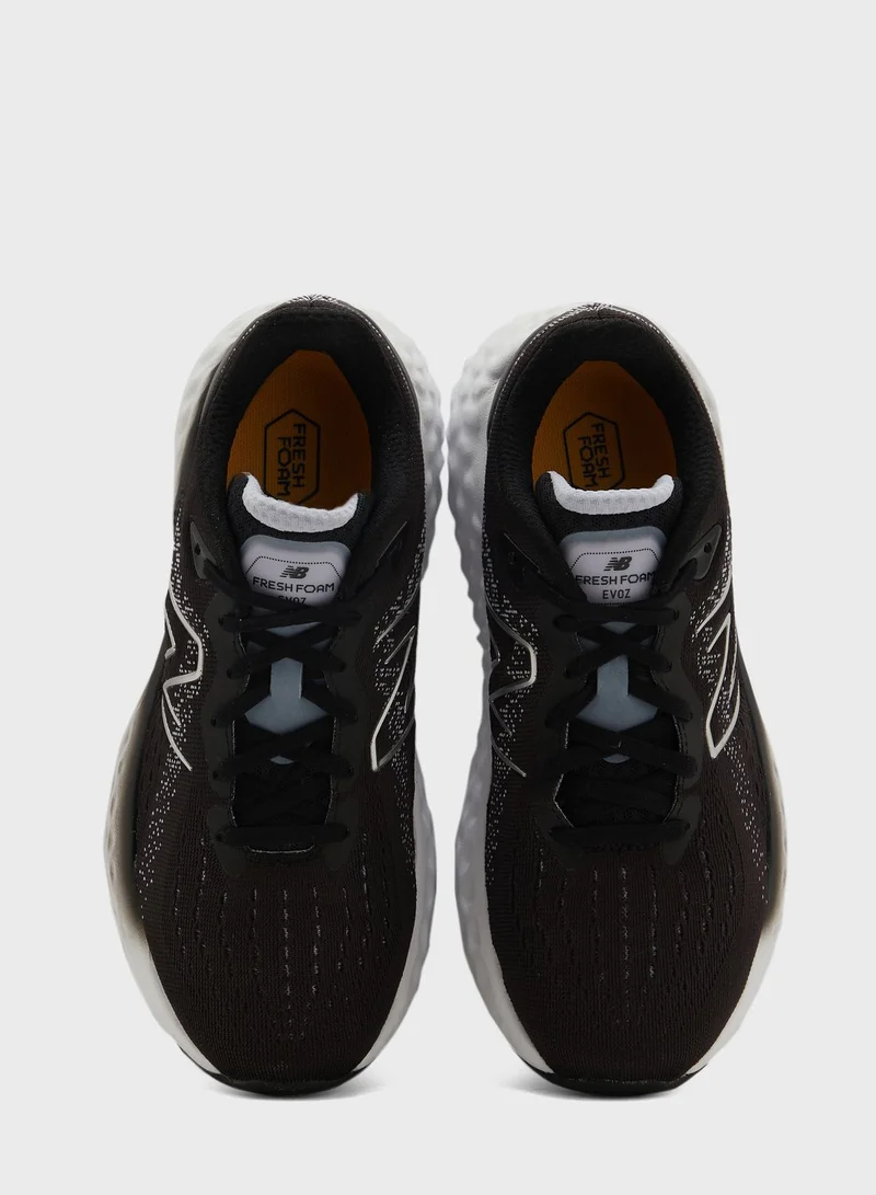 New Balance Evoz Low Top Sneakers
