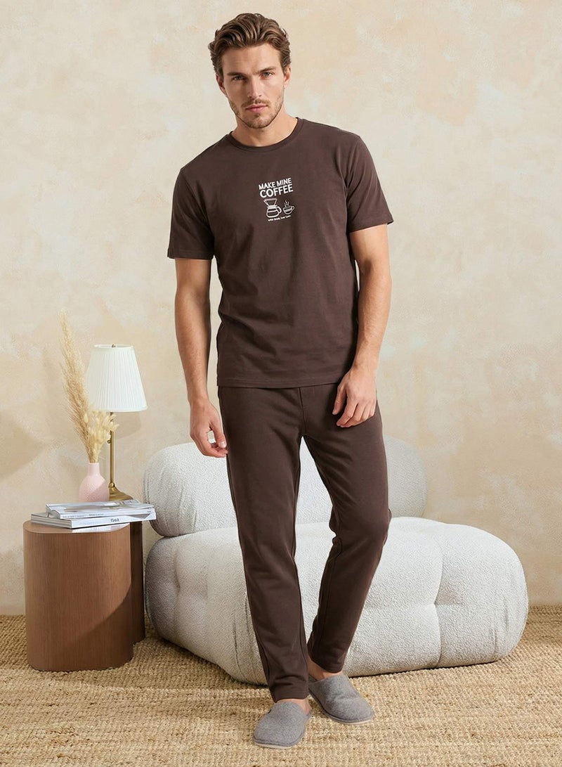 trendyol Brown Regular Slogan Loungewear Pajama Set TMNSS26PT00002 - Image 1