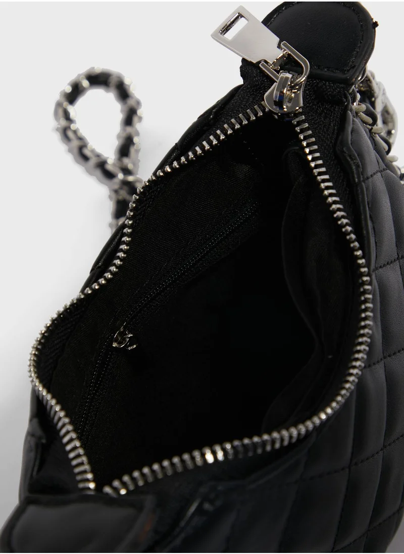 جينجر Quilted Crossbody Bag With Chain