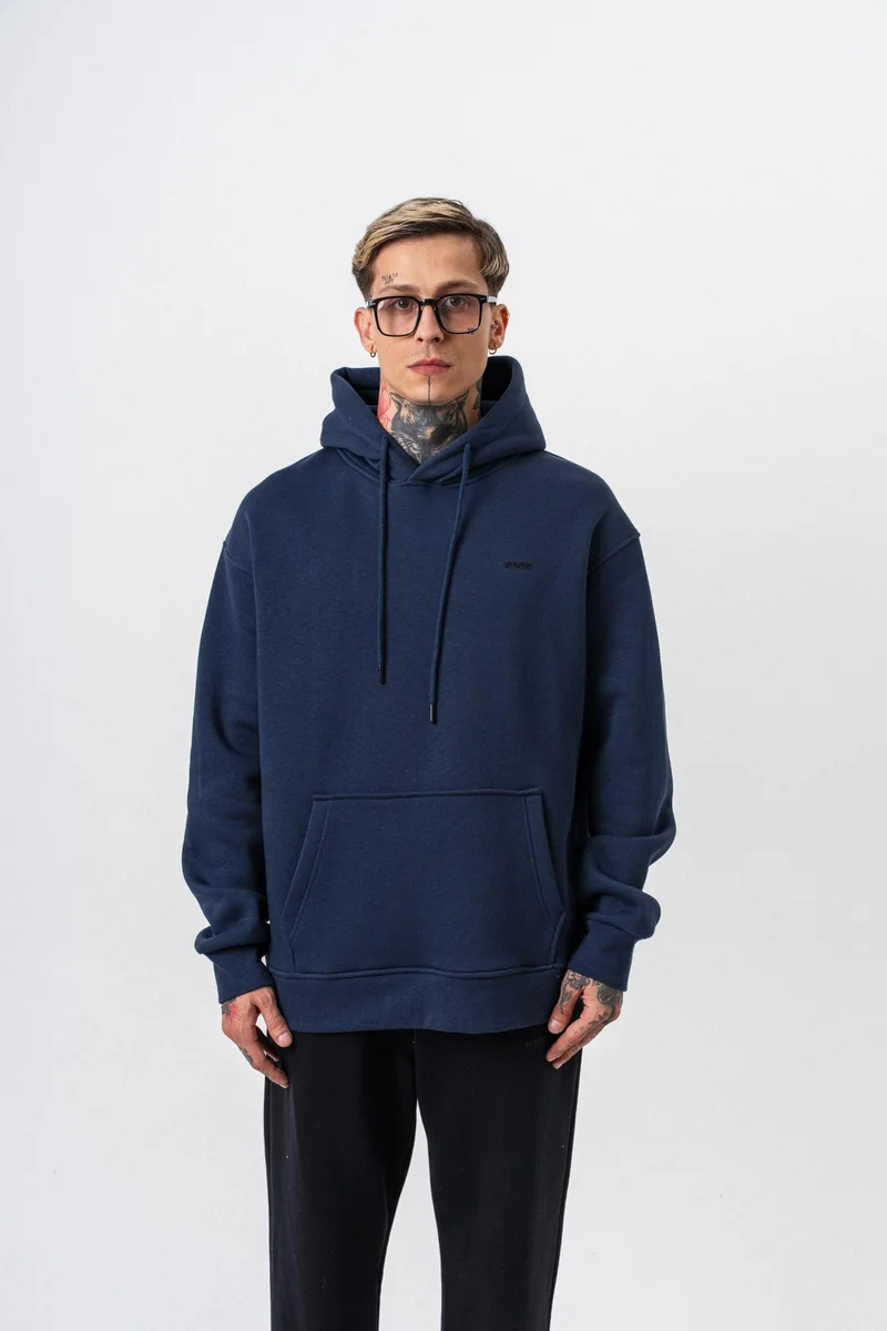 ريسباير هودي رجالي أساسي واسع (Oversize) بغطاء رأس بتفاصيل نص "Respire" لون كحلي