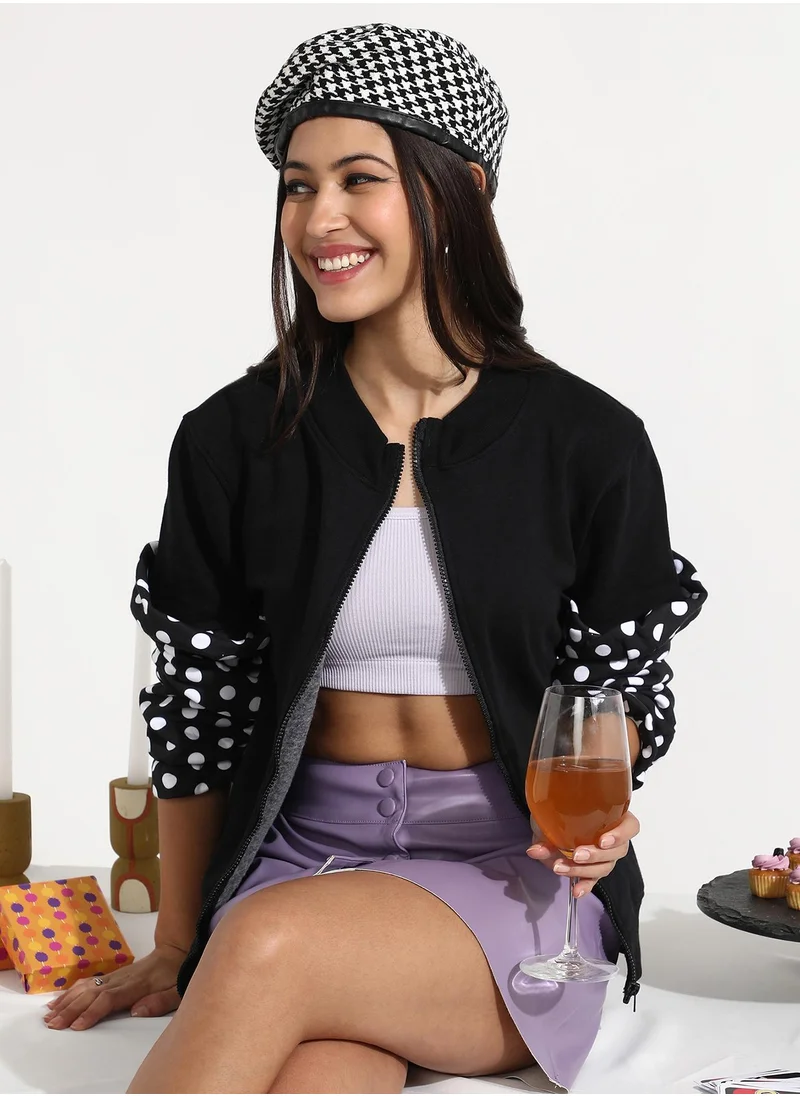 Campus Sutra Women's Black Zip-Front Sweatshirt With Polka Dot Sleeve