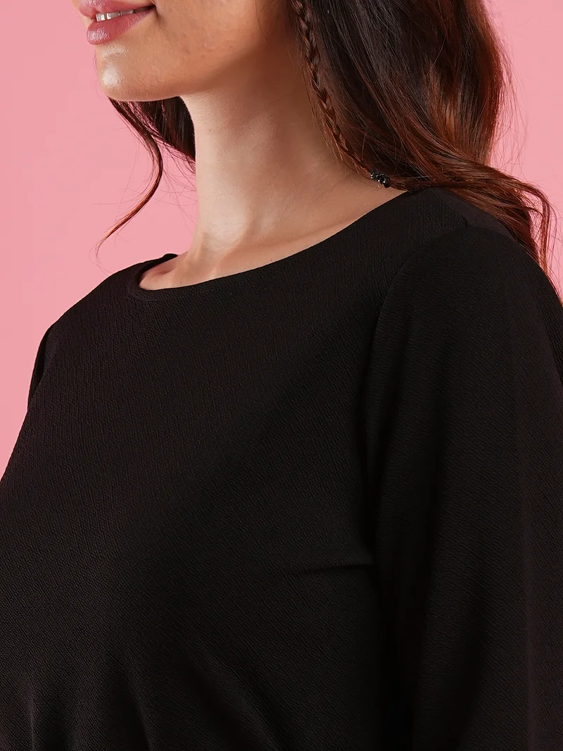 globus Women Boat Neck Buckle Waist Top With Trousers