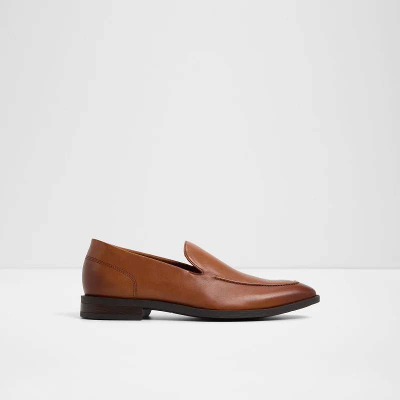 الدو Brown Loafers