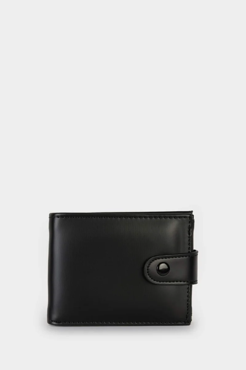 ديفاكتو Man Faux Leather Wallet