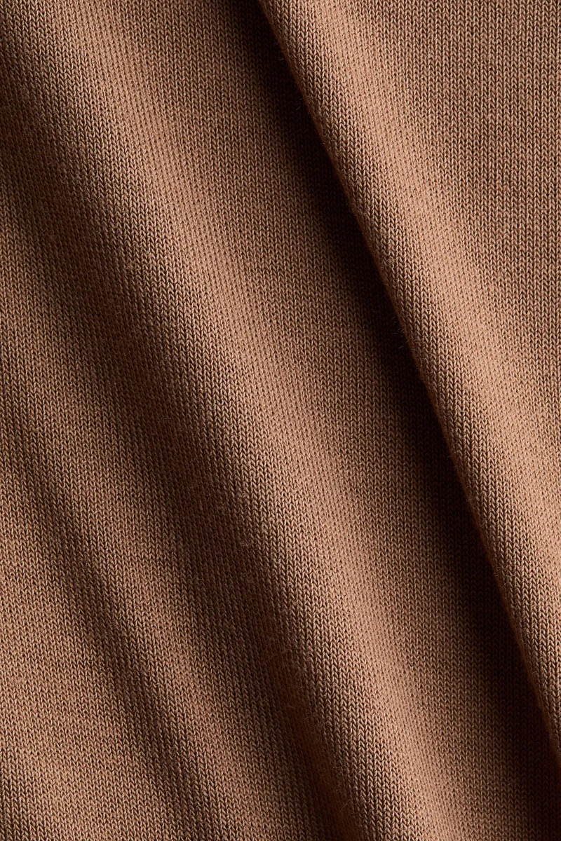 اتش اند ام بلوزة جيرسيه بظهر منخفض ومنسدل