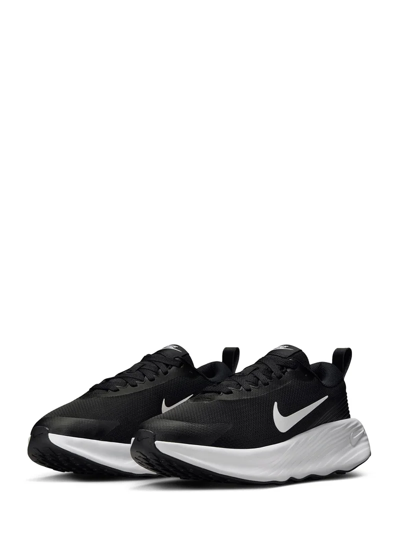 Nike Legend Essential 4