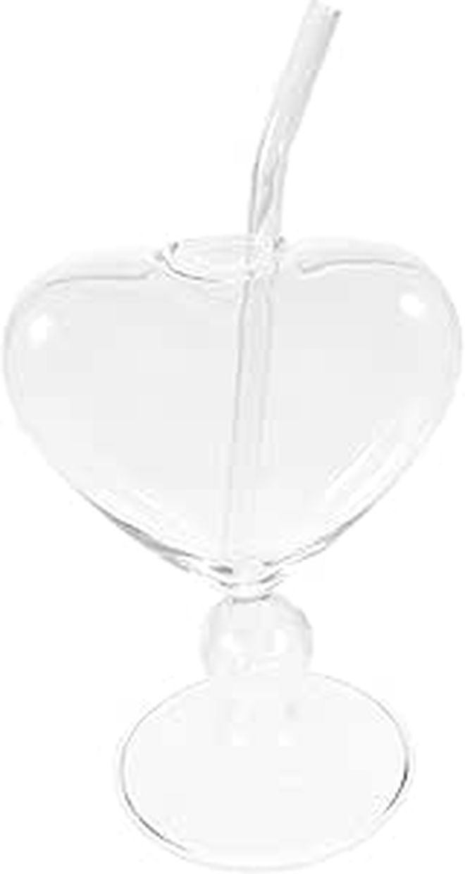 Heart Shaped Cocktail Glasses Set with Straws for Wine and Juice Parties - Image 1