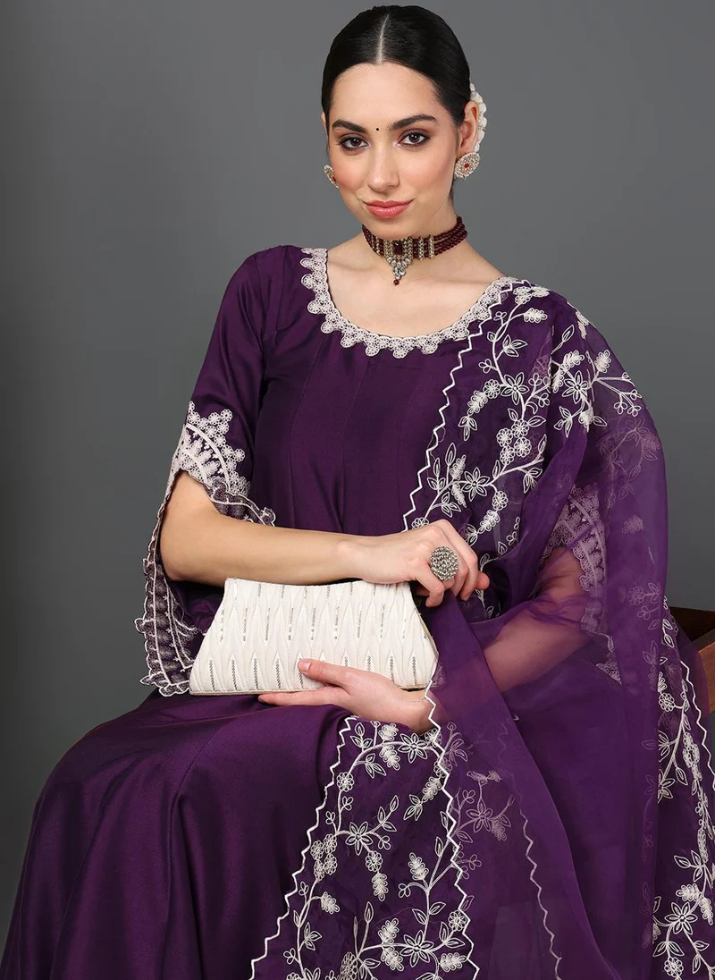 زيري سوق Purple Silk Blend Solid Embroidered Flared Kurta Trouser With Dupatta