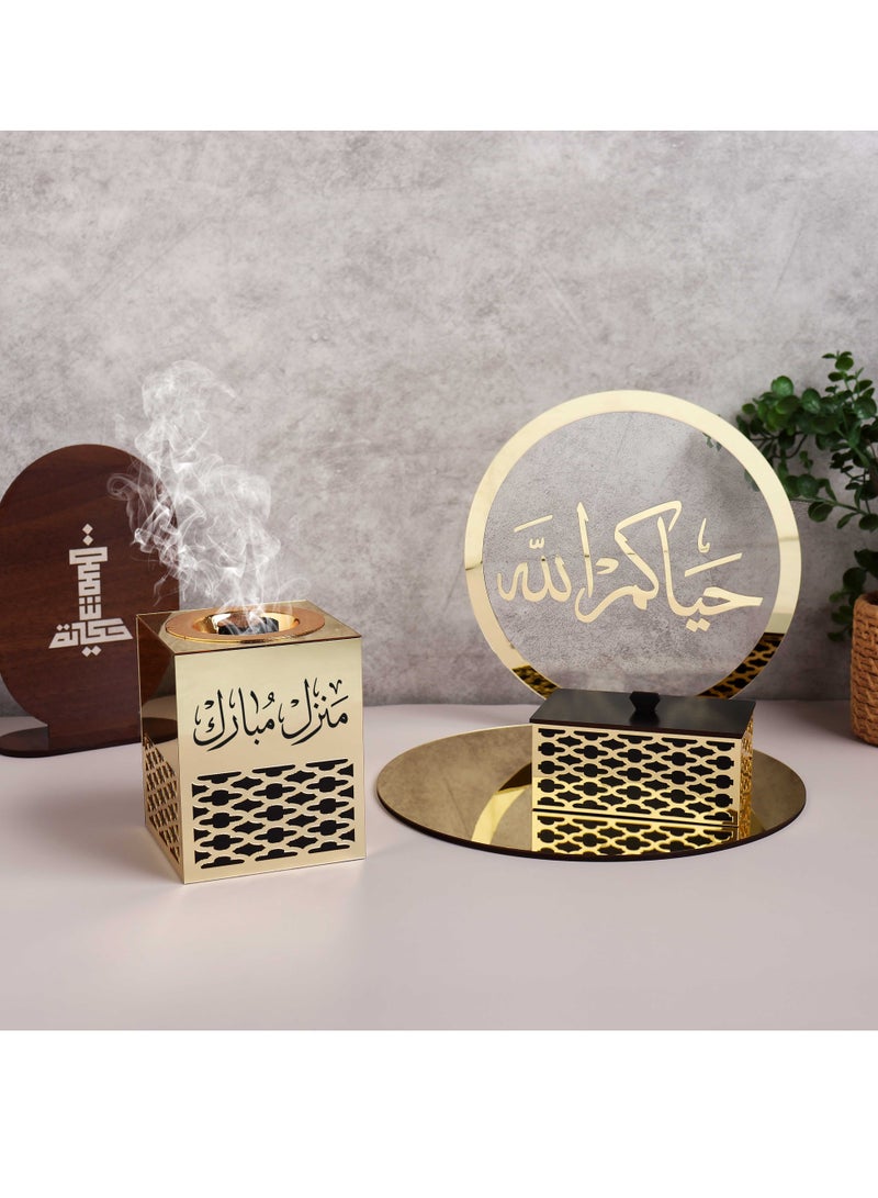 حكاية شمعة مبخرة مع صندوق بخور واستاند بعبارة مع صينية تحملها تأتي بعبارة "منزل مبارك" مصنوعه من الاكريلك اللامع والشفاف - Image 1