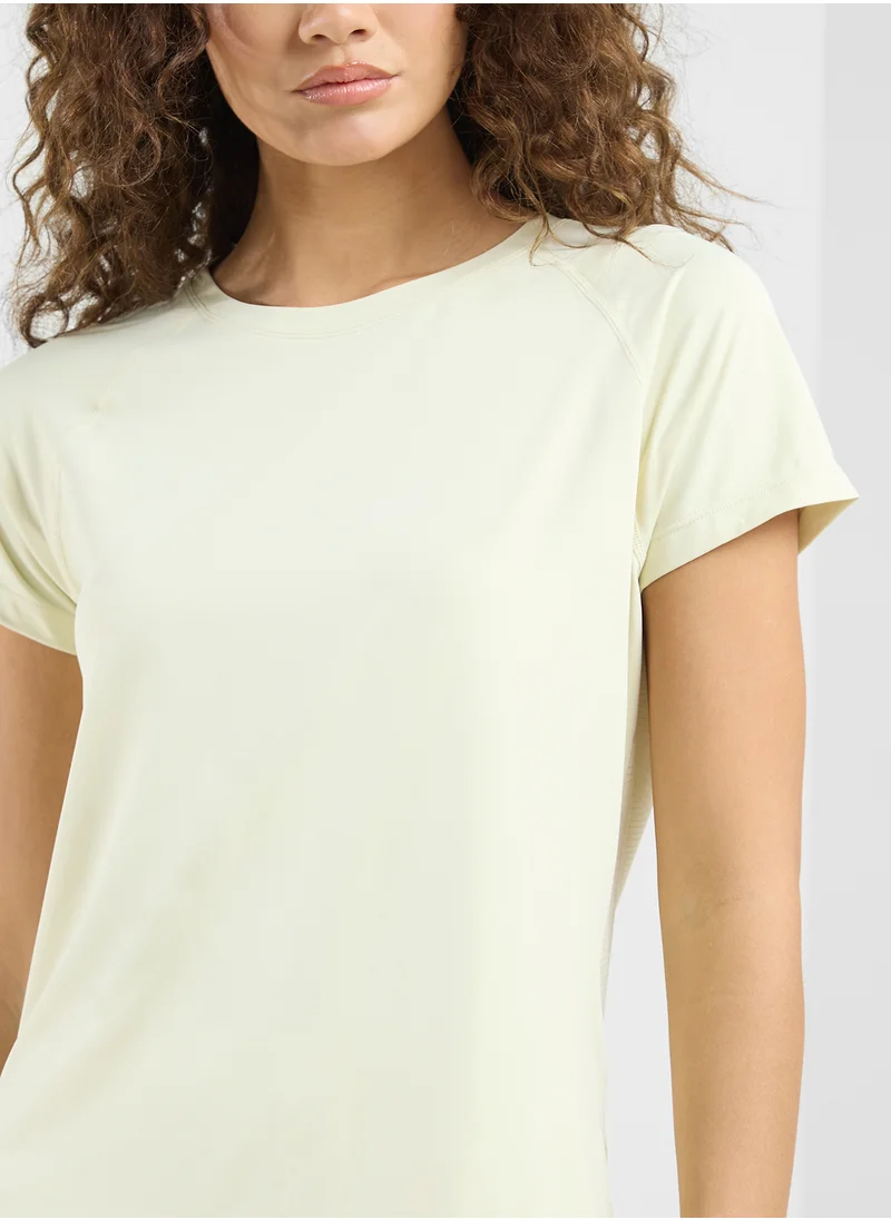 FRWD Cutout Back Relaxed Fit T-Shirt