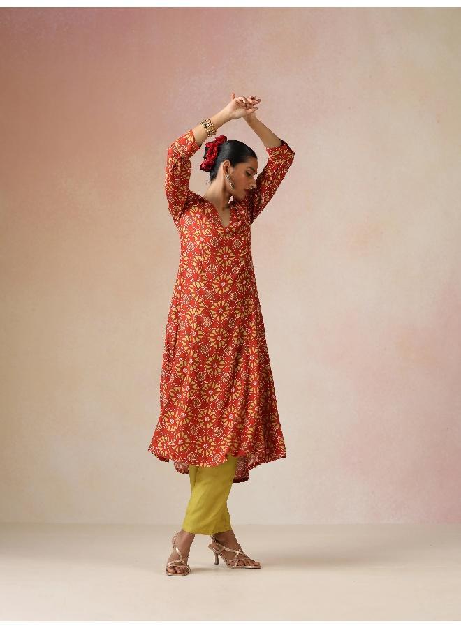 trueBrowns Red Light Green Print Vicose A-line Glass Neck Kurta Set - Image 3