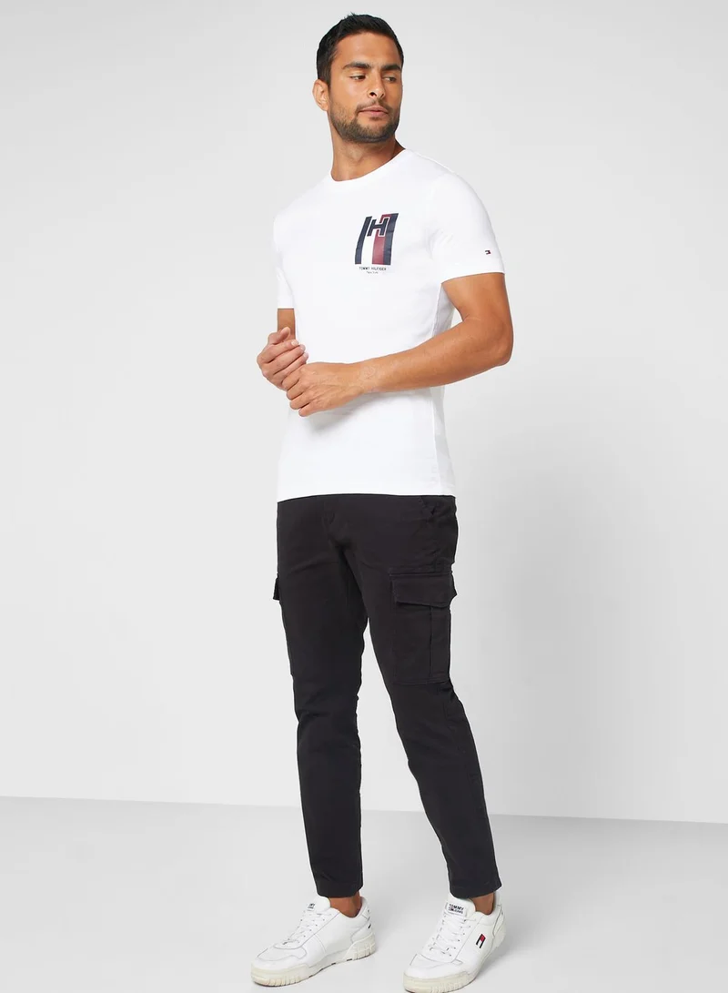 TOMMY HILFIGER Logo Crew Neck T-Shirt