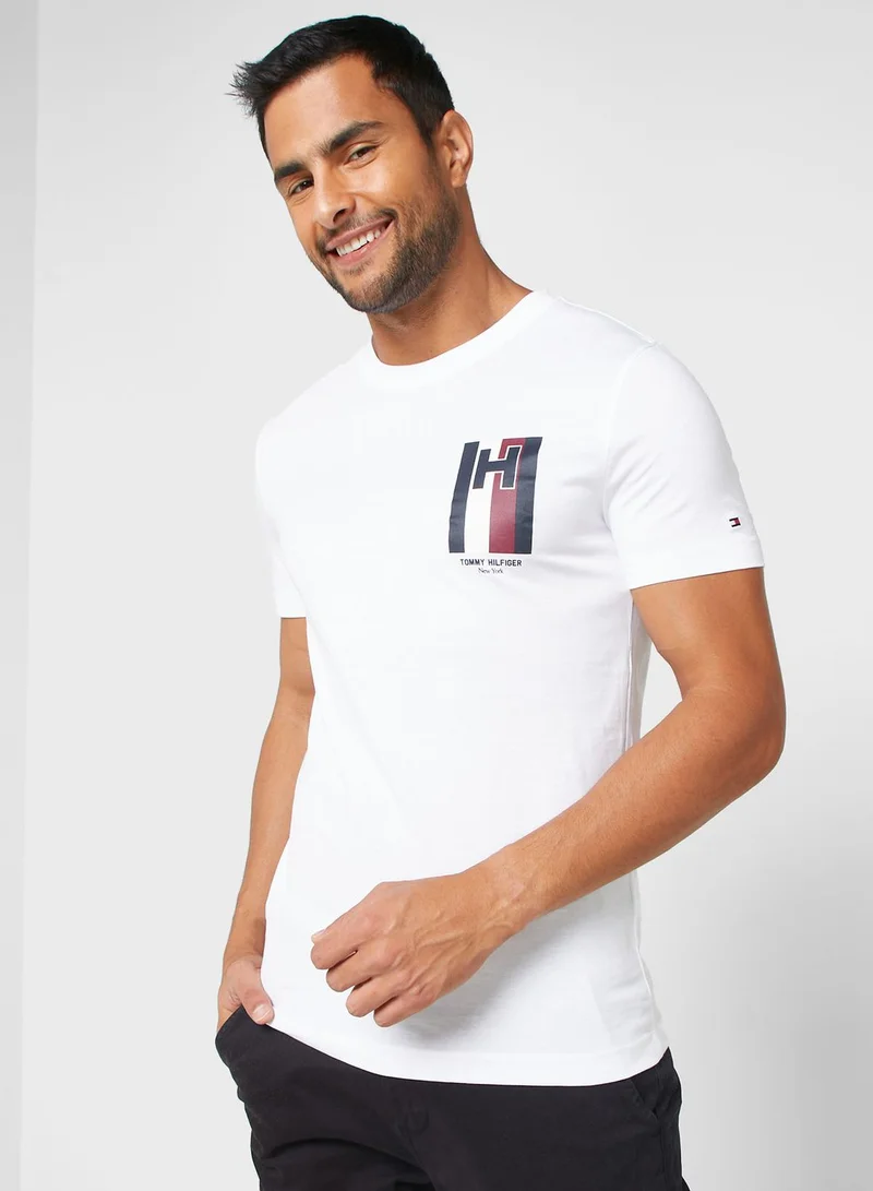TOMMY HILFIGER Logo Crew Neck T-Shirt