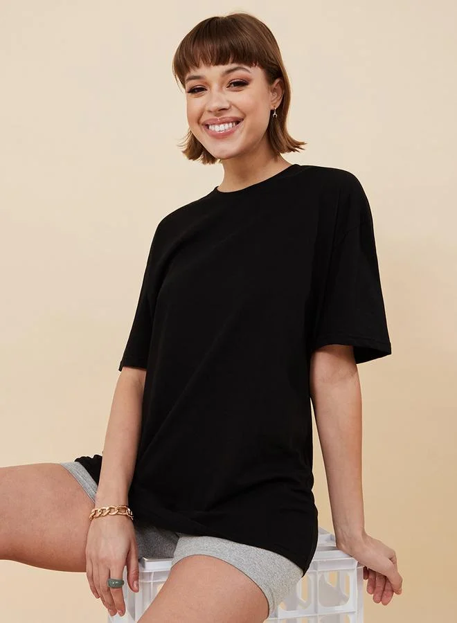 Styli Styli Oversized Round Neck Cotton Longline T-Shirt