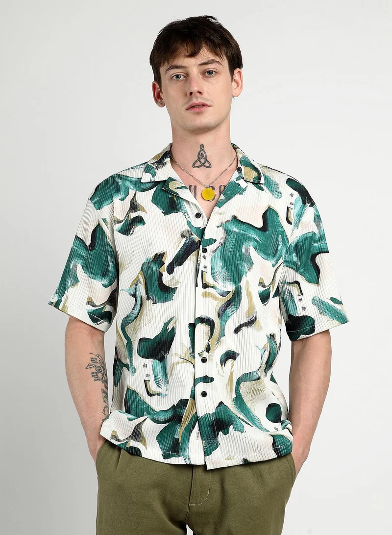 Campus Sutra Men's Emerald Green Oversized Swirl Strokes Shirt