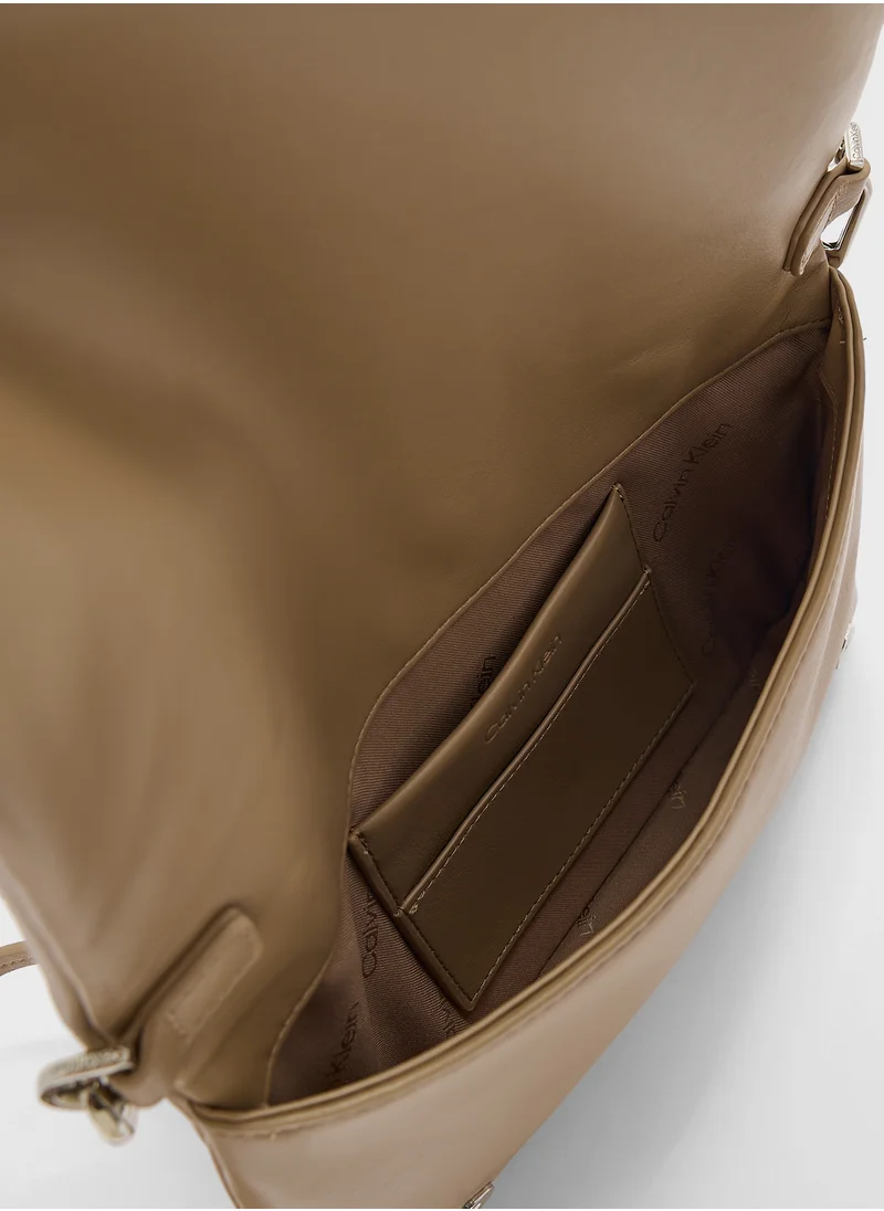 CALVIN KLEIN Line Quilt Crossbody
