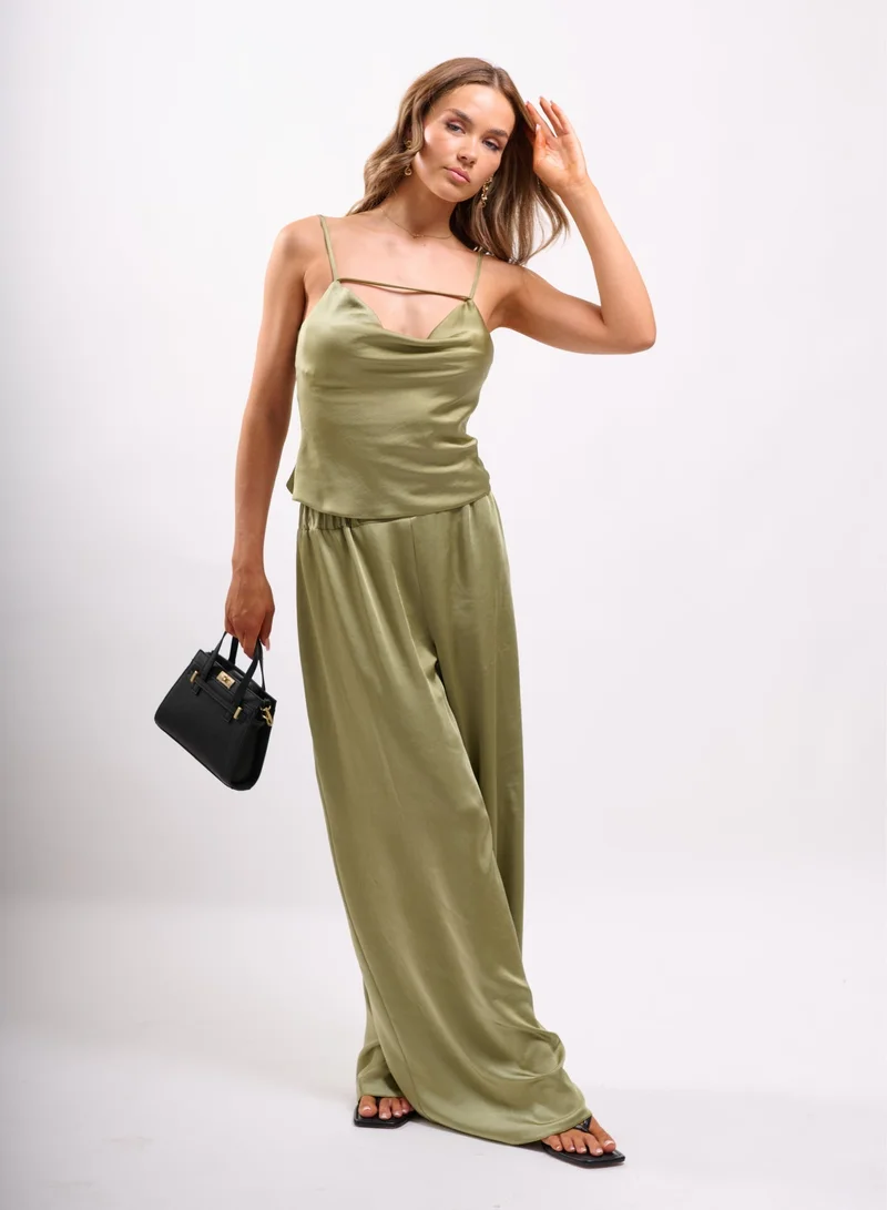 Faia MID RISE WIDE LEG TROUSER IN SATIN IN SOFT KHAKI