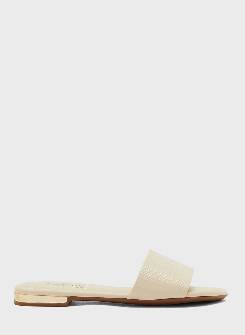 Beira Rio Mung Sandals - Image 1