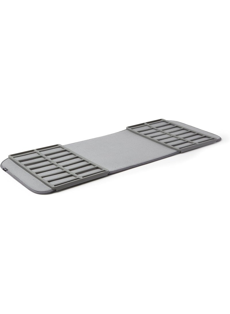 A practical doormat and shoe organizer that keeps the place clean. - Image 1