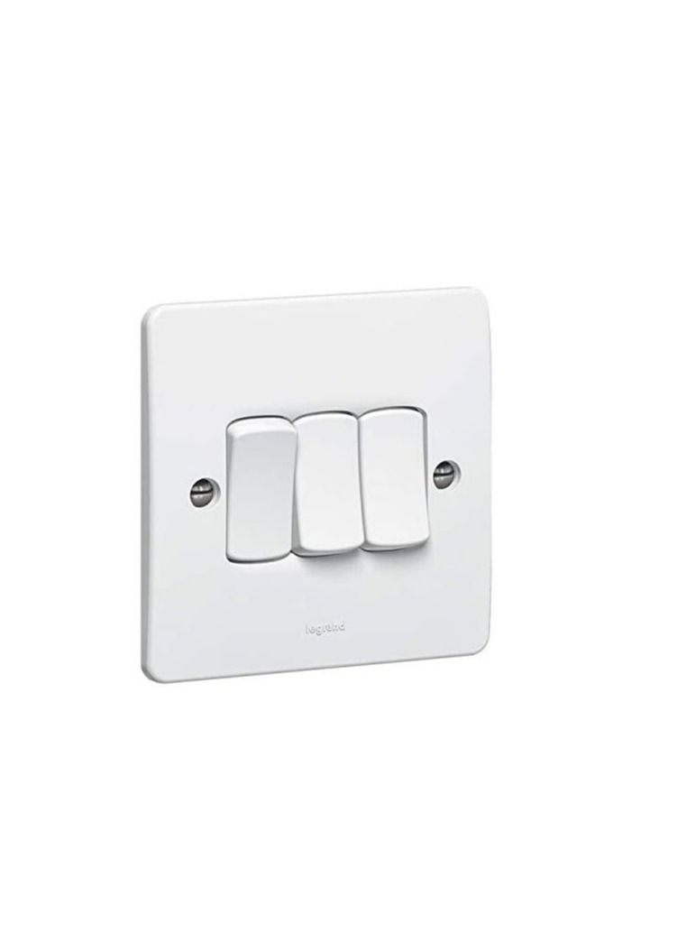 ليجراند مفتاح ليجراند سينرجي وايت 3Gang أحادي القطب 10 أمبير 250 فولت - 730124 - Image 1