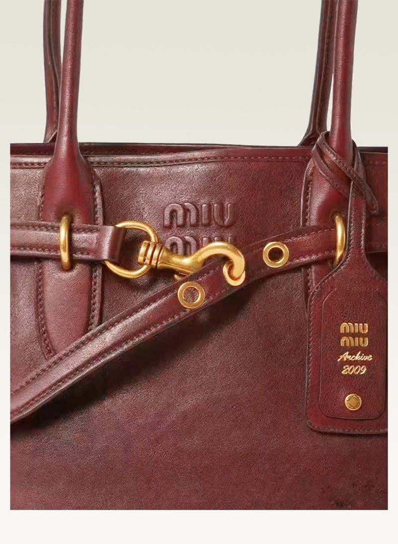 Miu Miu MiuMiu ladies' bag, fashion portable messenger bag, red. - Image 4