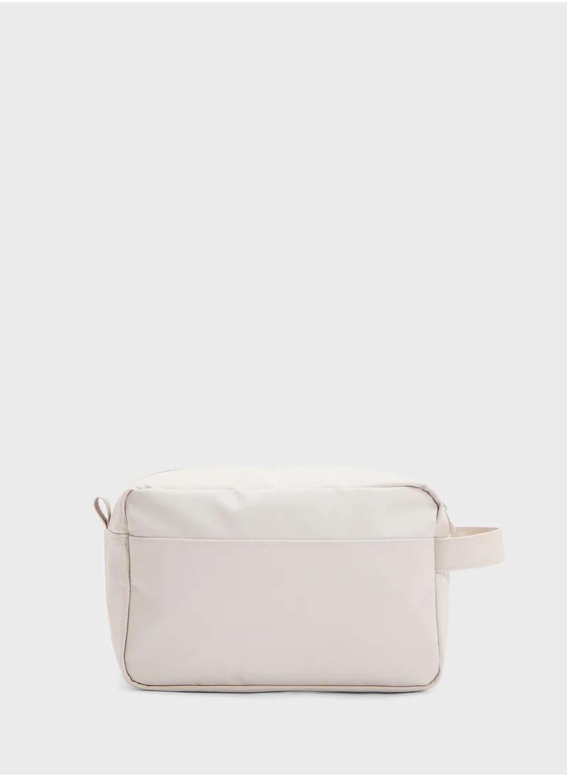 Herschel Chapter Travel Kit