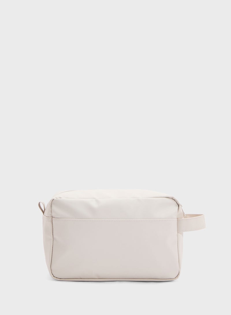 Herschel Chapter Travel Kit - Image 2