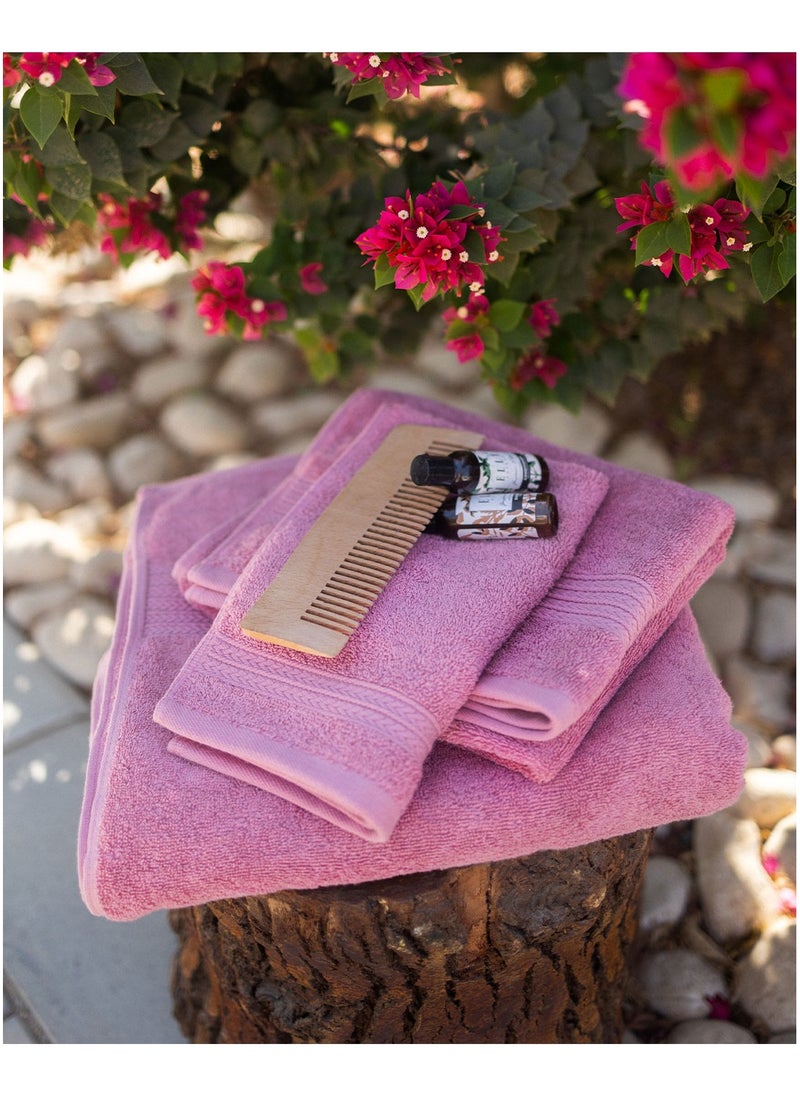 More cottons  - مجموعة فوط قطن مصرى 3 قطع (1 يد-1 وجه -1 بشكير) روز - Image 1