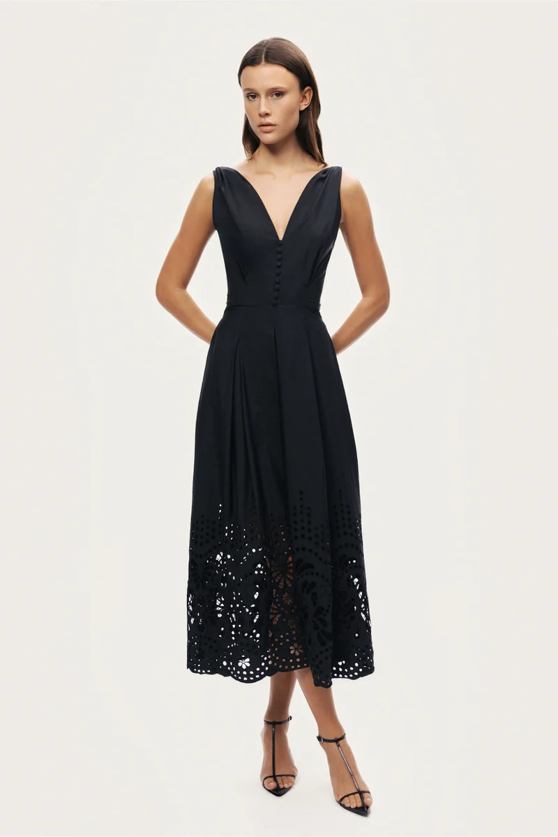 نوكتورن Sleeveless Embroidered Midi Dress