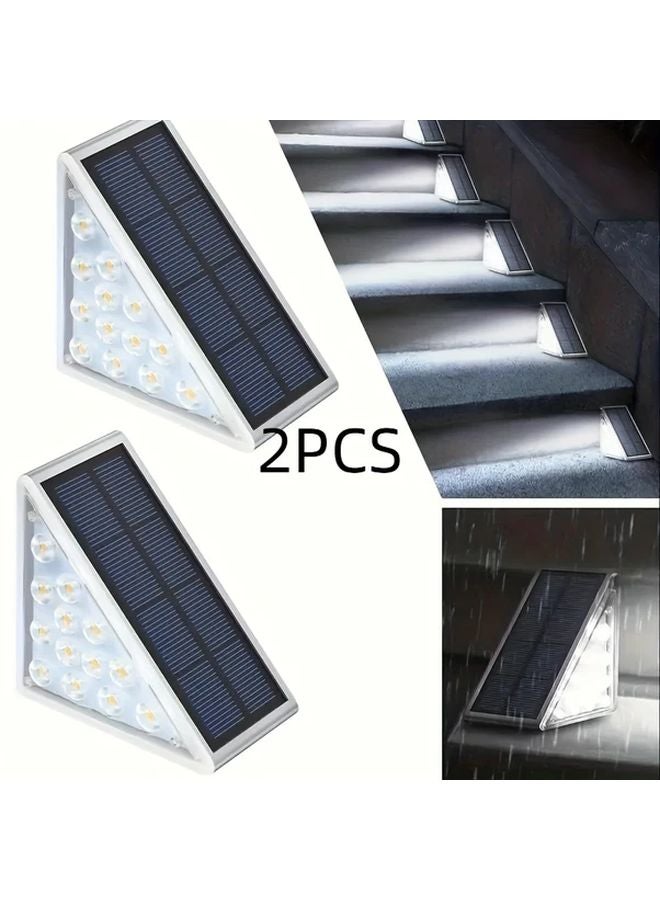 2pcs LED Triangle Solar Step Lights Cold Lighting Outdoor Stair Deck Garden - Image 1