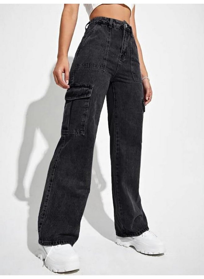Kotty KOTTY Women's Solid High Rise Cargo Relaxed Fit Jeans, Black  - Image 2