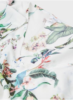 Mohito Floral Print Poncho  - Image 3