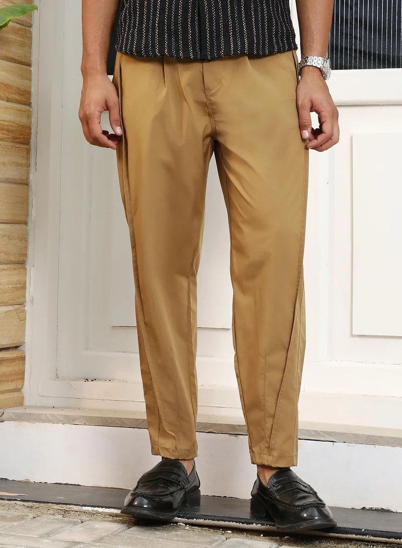 Campus Sutra Campus Sutra Men's Mustard Brown Pleated-Tapered Trousers | Mid-Rise , Straight Hem , Button Closure , Tapered-Fit | Solid Textured | Polyester Blend Trouser For Casual Wear
