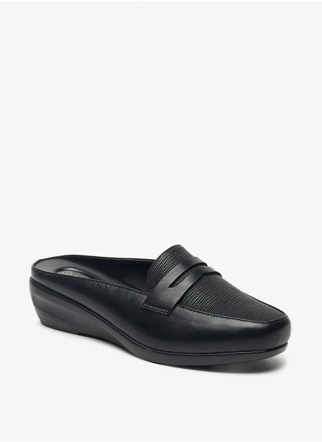 Le Confort Women Textured Slip On Loafers