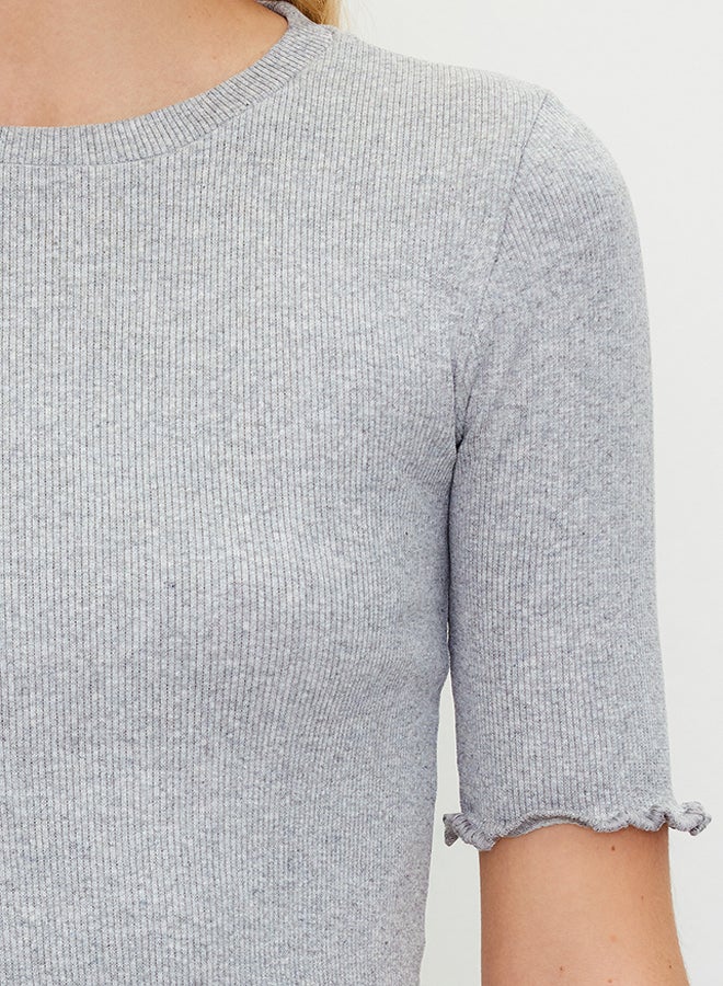 trendyol Gray Melange Ribbed Fitted Crew Neck Flexible Knitted Blouse TWOSS23BZ00025  - Image 4